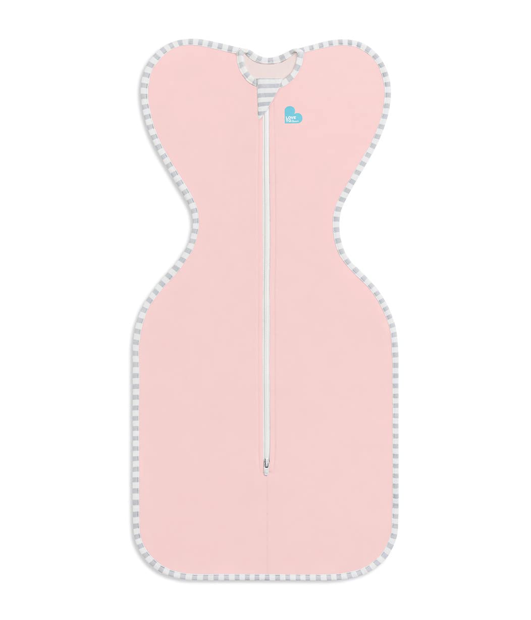 Love to Dream Swaddle UP dusty pink small close-up of the shoulders and snug fit.