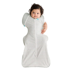 Love to Dream Transition Bag hip-free-01 keeps hips free for natural movement.