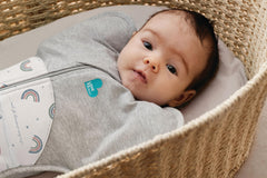Love To Dream Warm Swaddle Up two-way zipper facilitates quick diaper changes at night