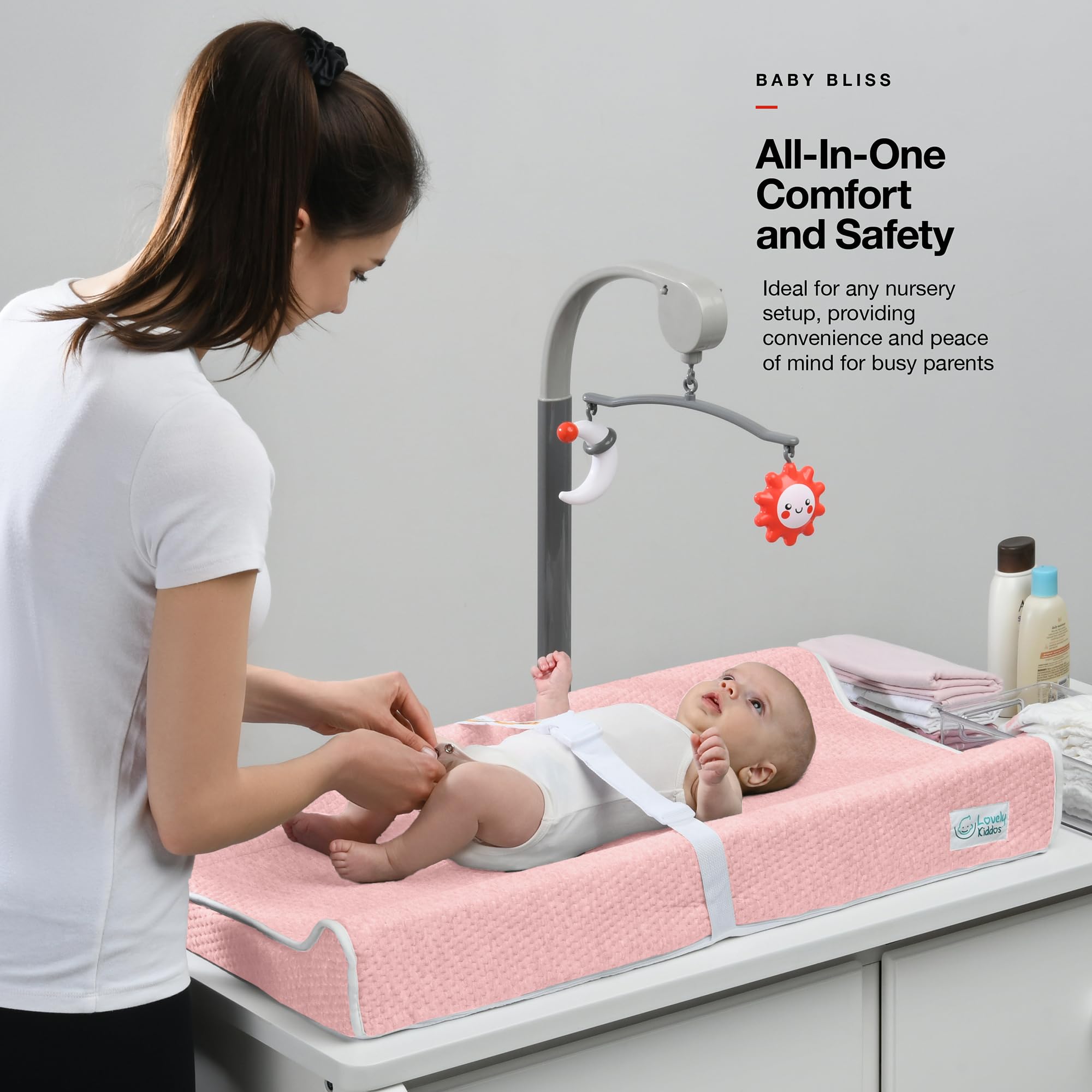 Lovely Kiddos contoured 4-inch sides provide secure baby support.