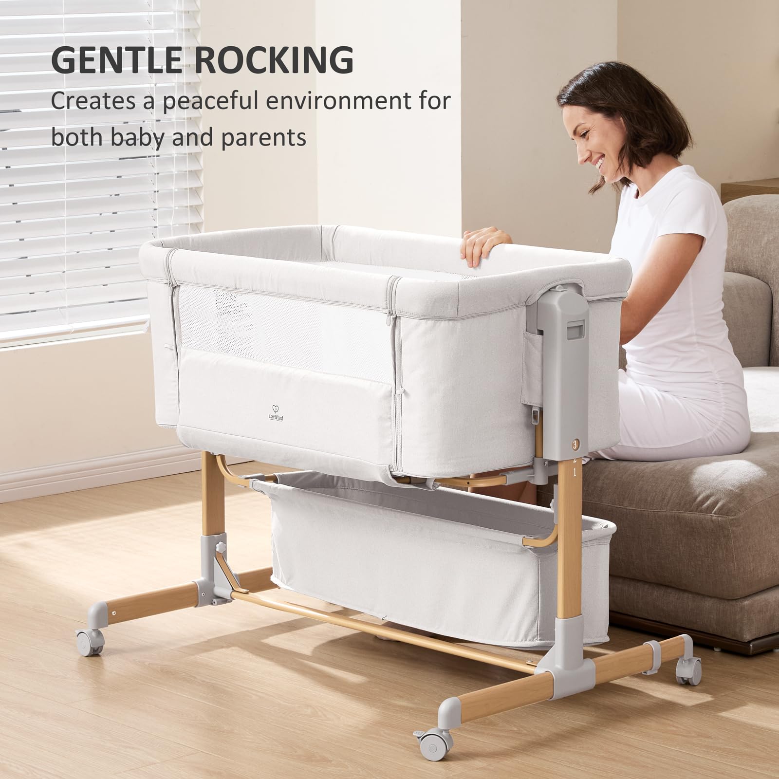LovliTod Baby 3-in-1 Bassinet wheels enable easy room-to-room use.