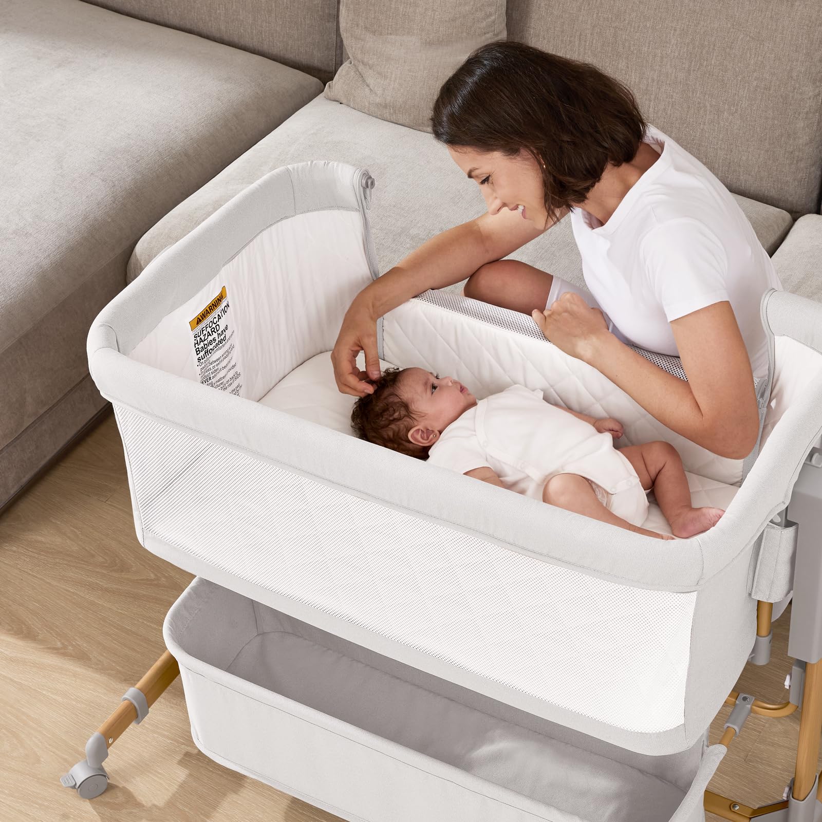LovliTod Baby 3-in-1 Bassinet large storage basket keeps essentials close.