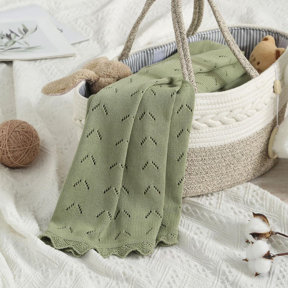 Loyfoky baby blanket in stroller shows versatile travel companion for on-the-go parents.