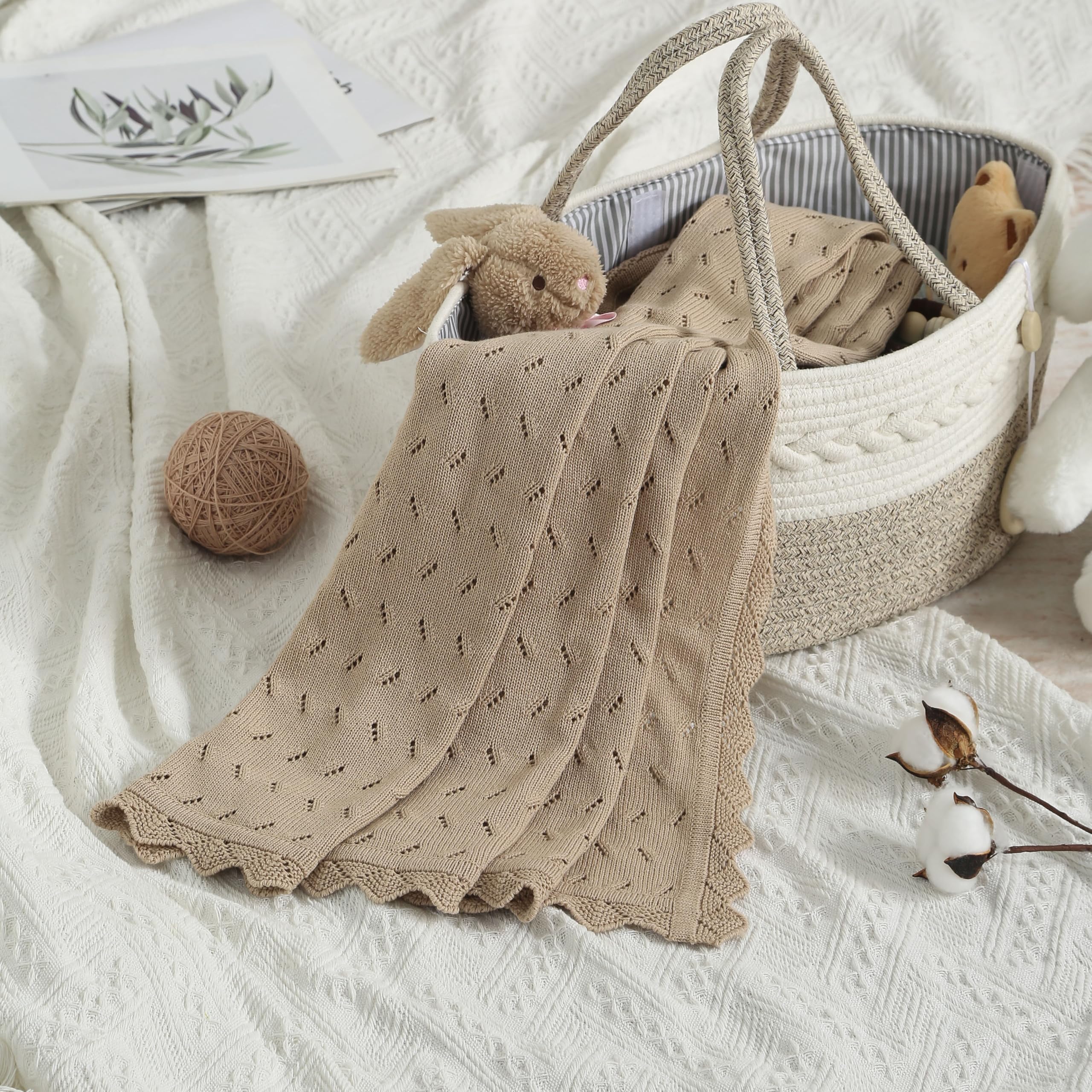 Loyfoky blanket knit swaddle for a snug newborn wrap