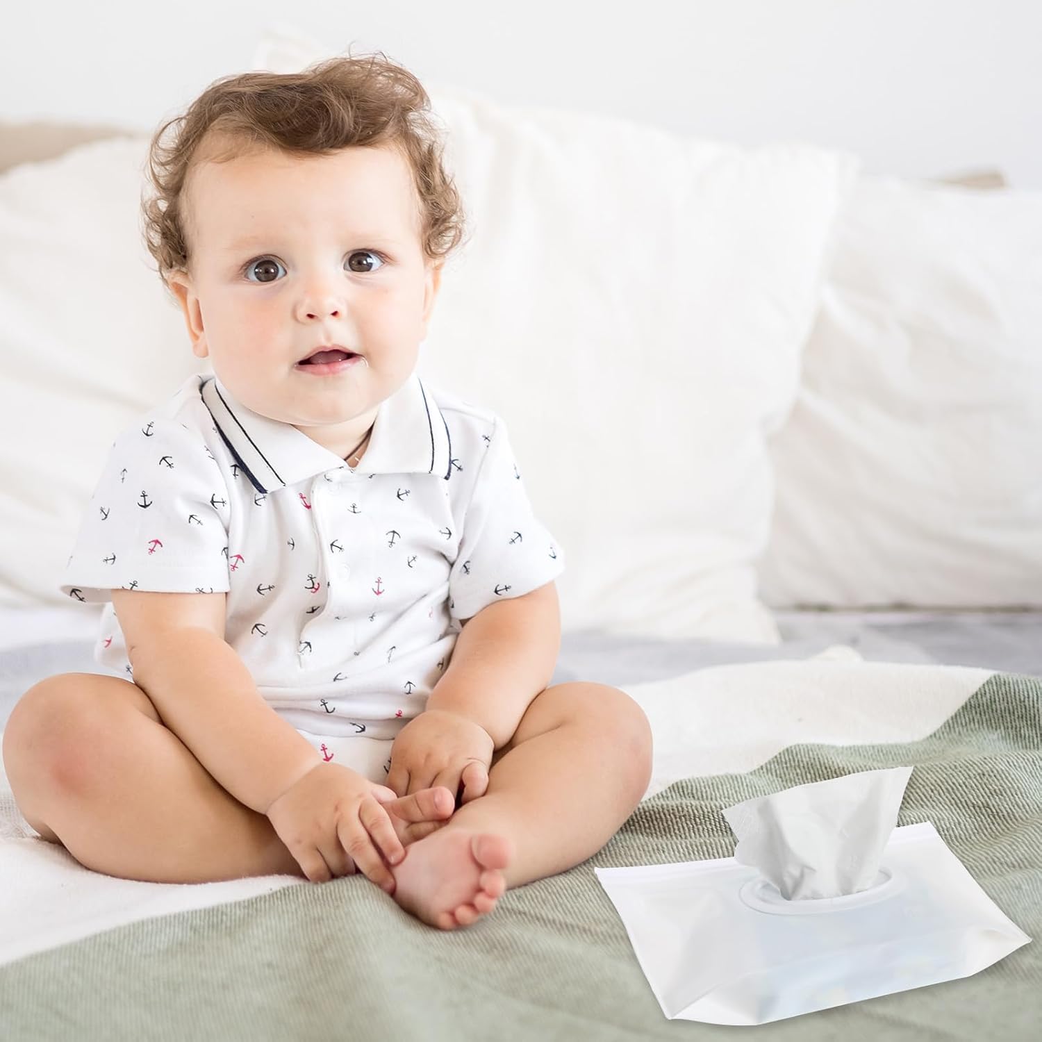 LQMBABY wipes case looks stylish and practical for parents