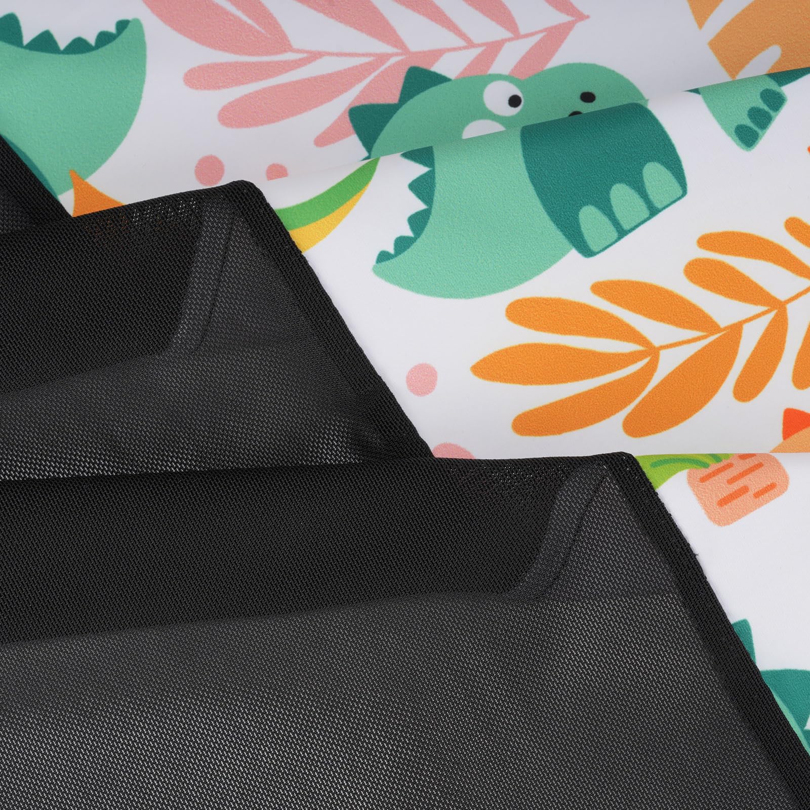 LUAATT lightweight panoramic canopy minimizes weight while delivering shade and comfort.