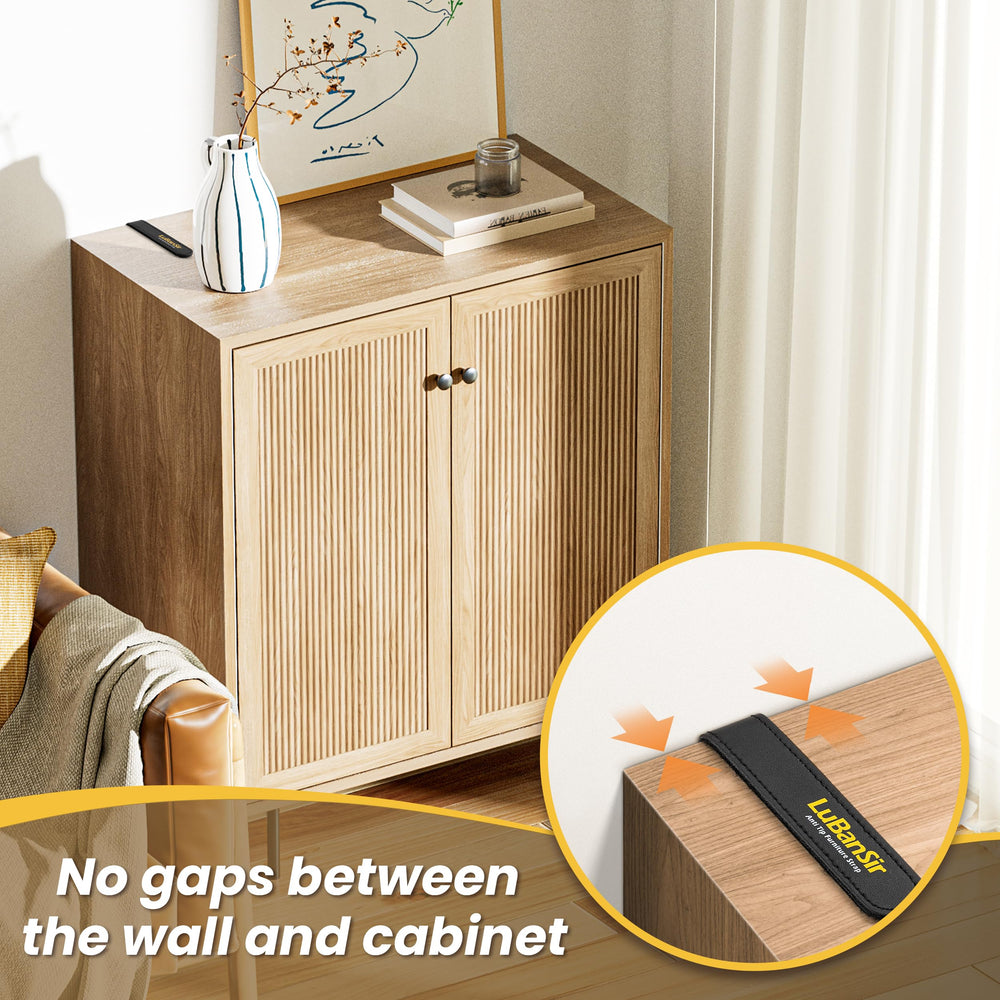 LuBanSir hardware included image highlighting screws and plugs for easy mounting.