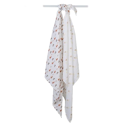 Lulujo Baby Swaddle 40x40-inch size provides generous swaddling space.