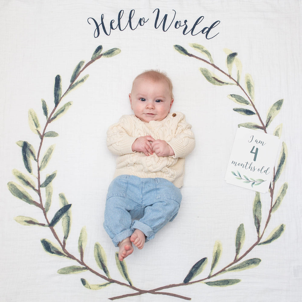 Lulujo Instagram-ready baby photos capture milestones with style for sharing.