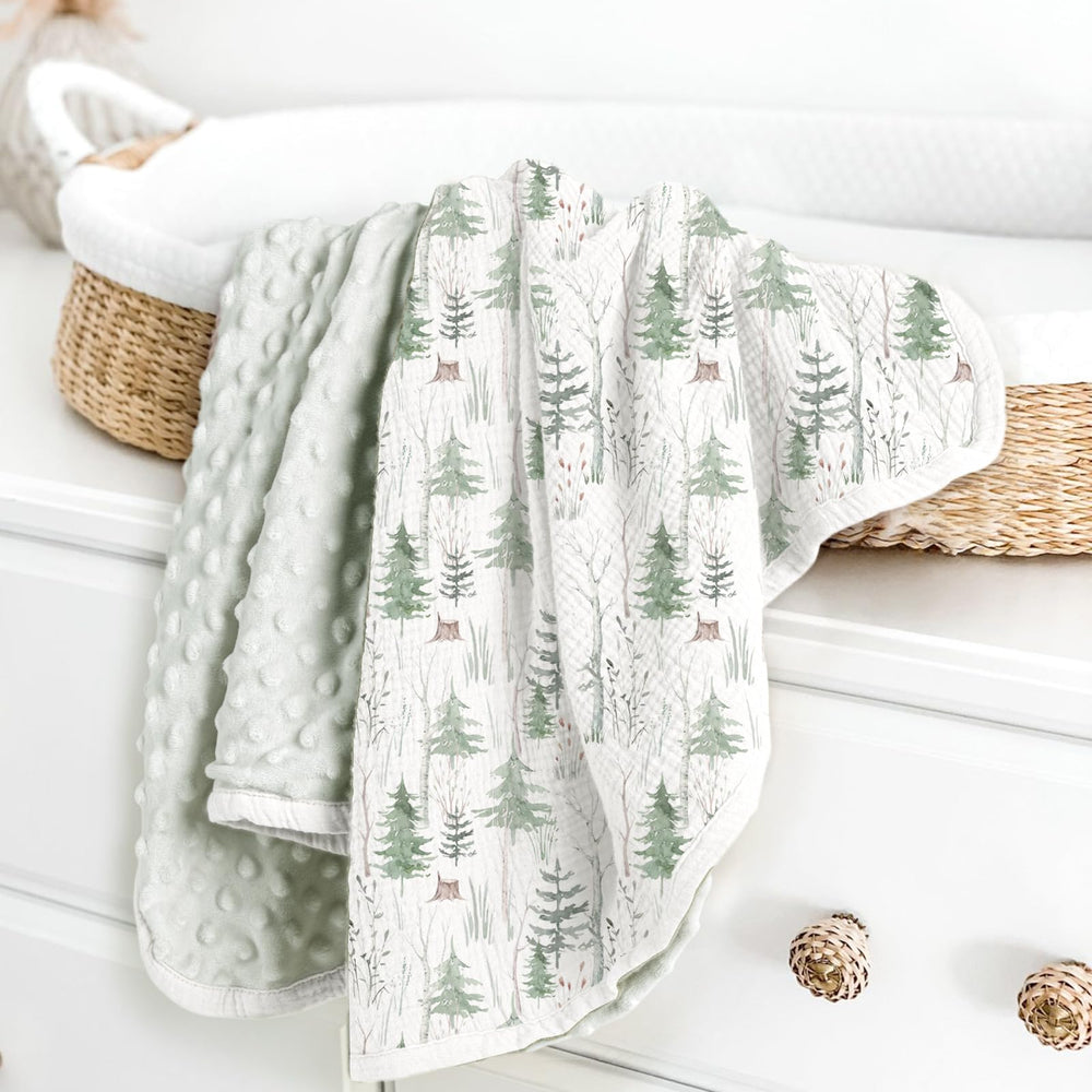 Lulumoon muslin front texture highlights breathable layer for daytime naps.