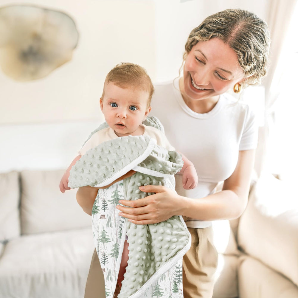Lulumoon machine-washable design simplifies busy parent laundry routines.