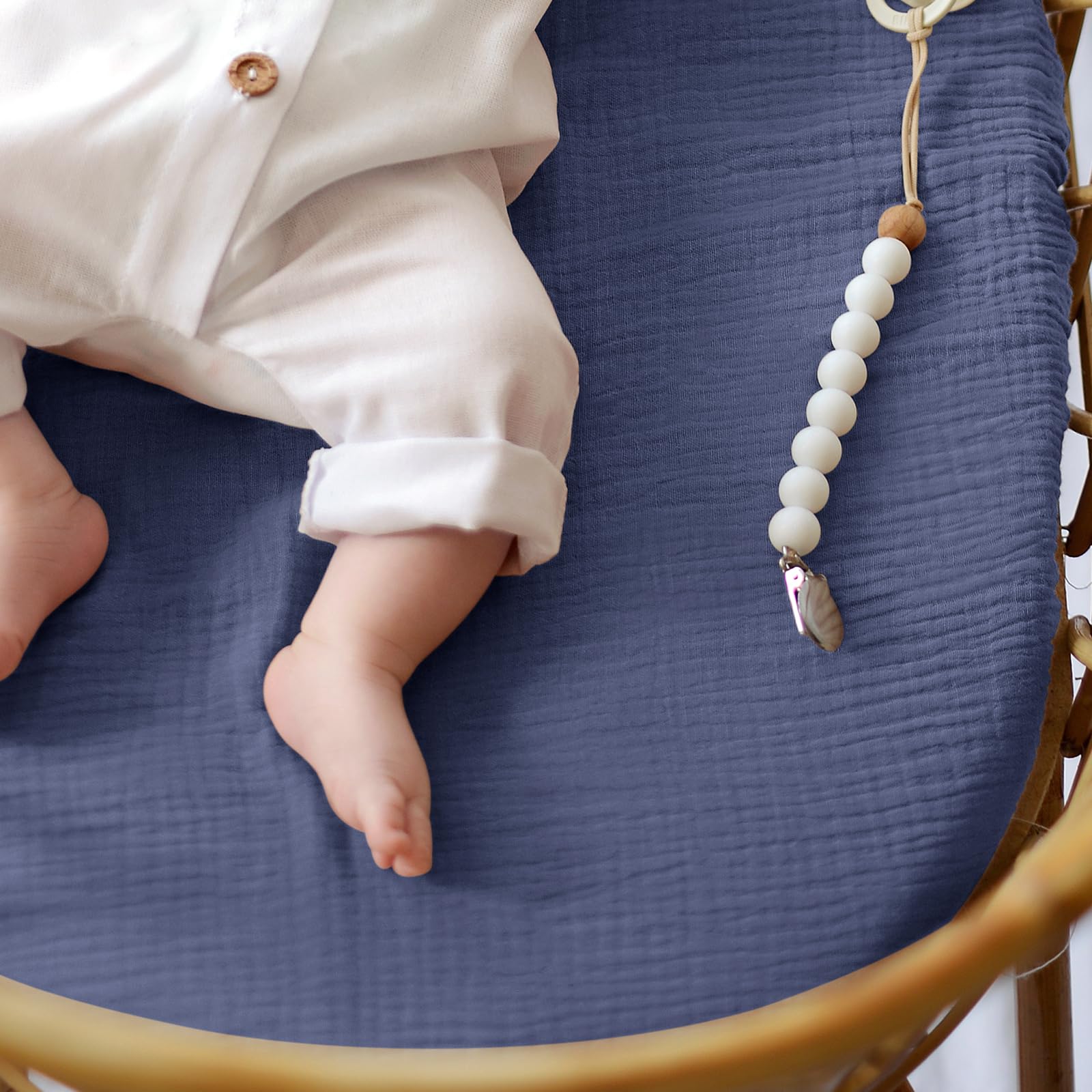 lulumoon baby muslin sheets skin-friendly fabric suitable for delicate newborn comfort