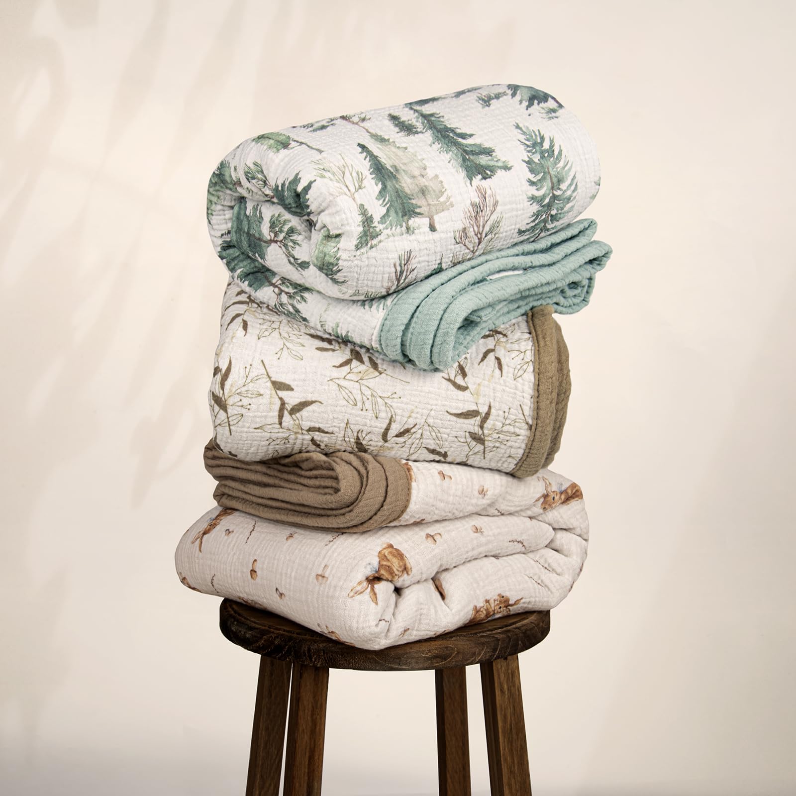 lulumoon Muslin Baby Blanket machine washable and easy care.