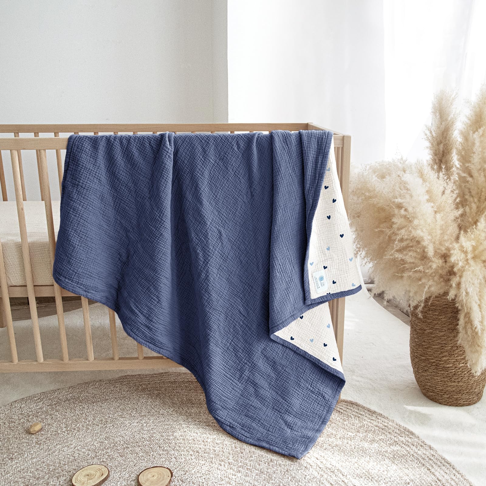 lulumoon Muslin Baby Blanket warmth during midnight feeding.