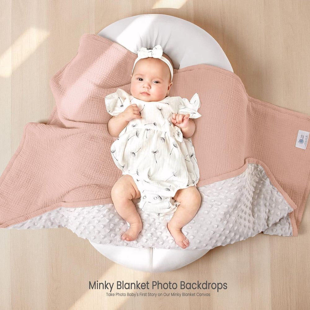 lulumoon muslin blanket pink texture close-up highlighting plush surface