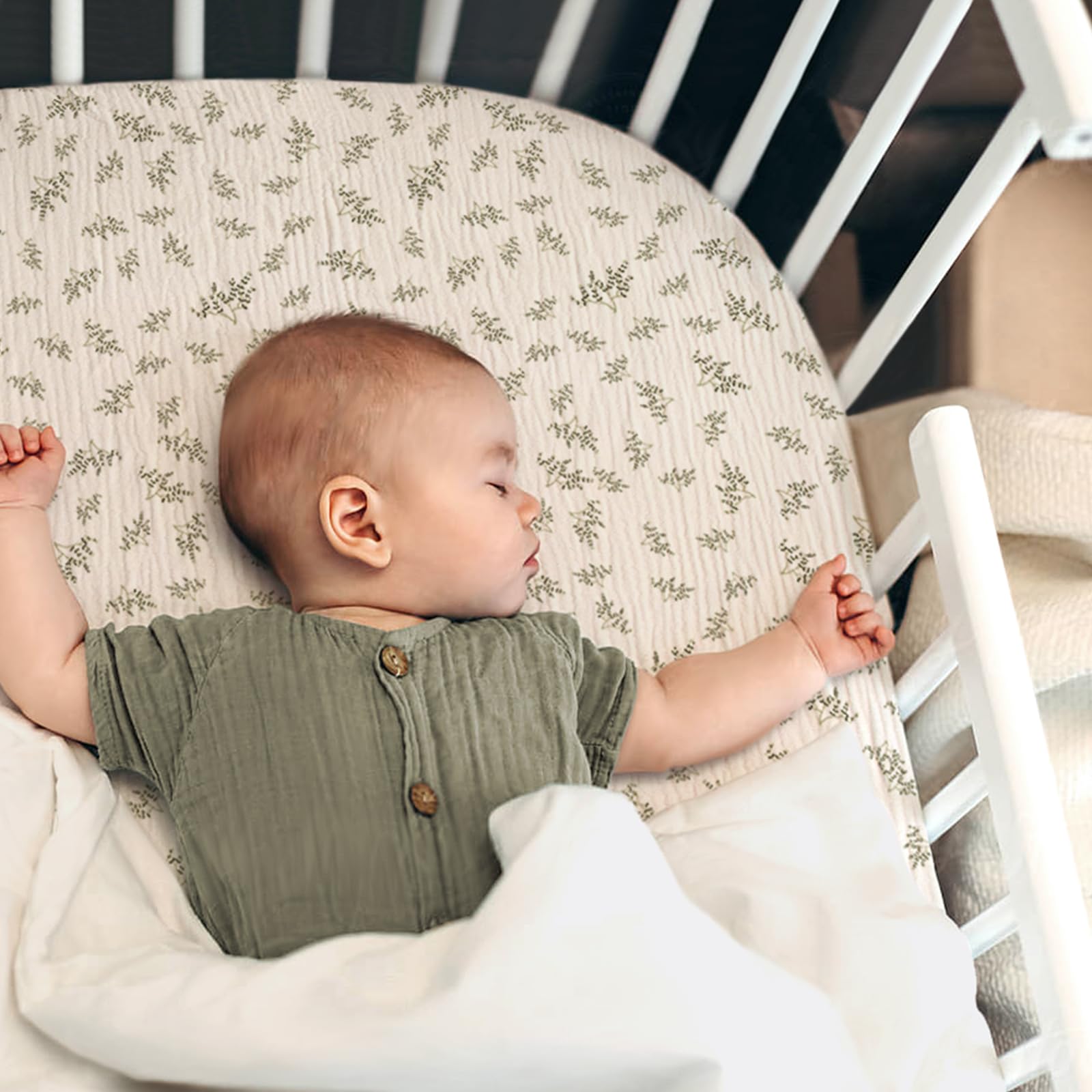 lulumoon Muslin bassinet sheets are gift-ready with neutral colors.