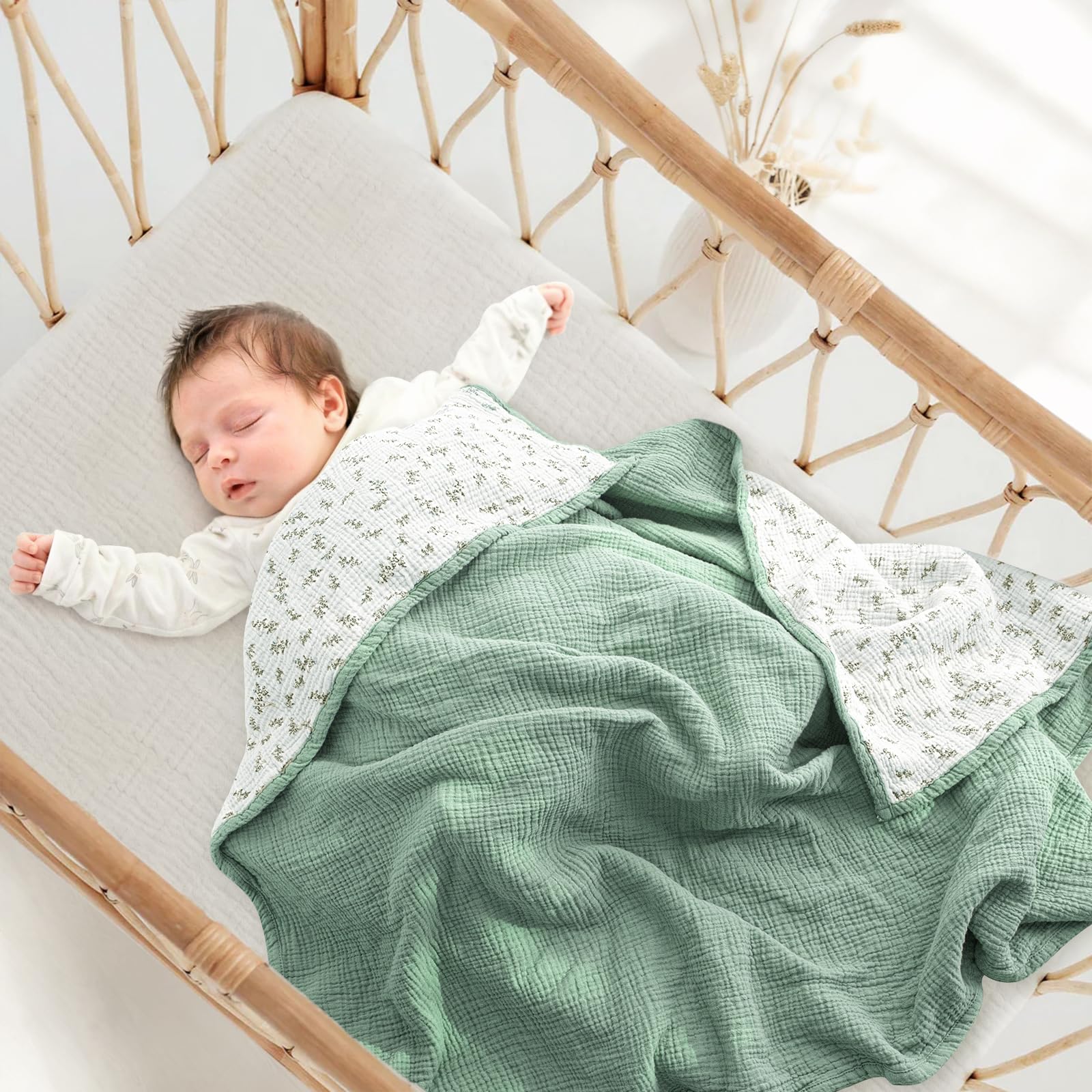 Lulumoon crib blanket close-up shows soft muslin texture for newborn comfort.