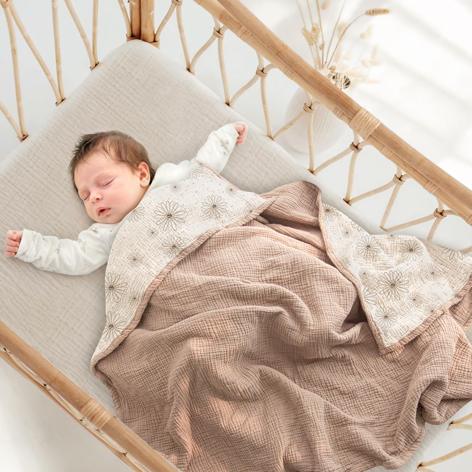 lulumoon muslin quilt blanket sand daisy on nap-ready playmat warmth