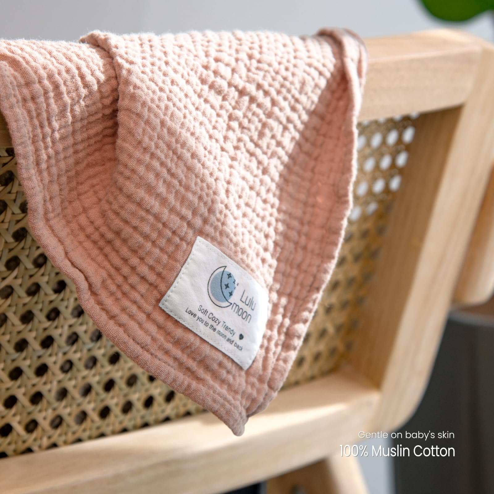 lulumoon Muslin Swaddle Chestnut nursing-cover demonstrates versatile support during feeds