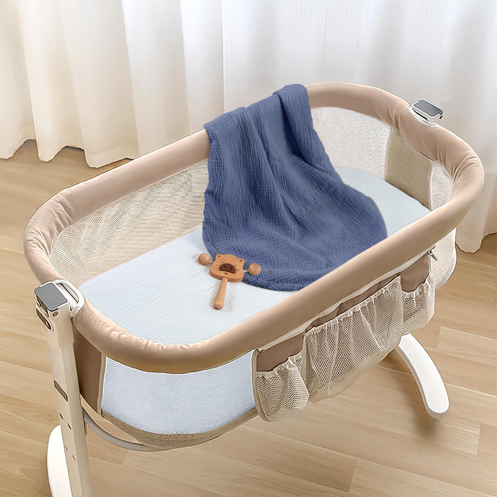 Lulumoon newborn sleep use — breathable muslin for cozy daytime naps.
