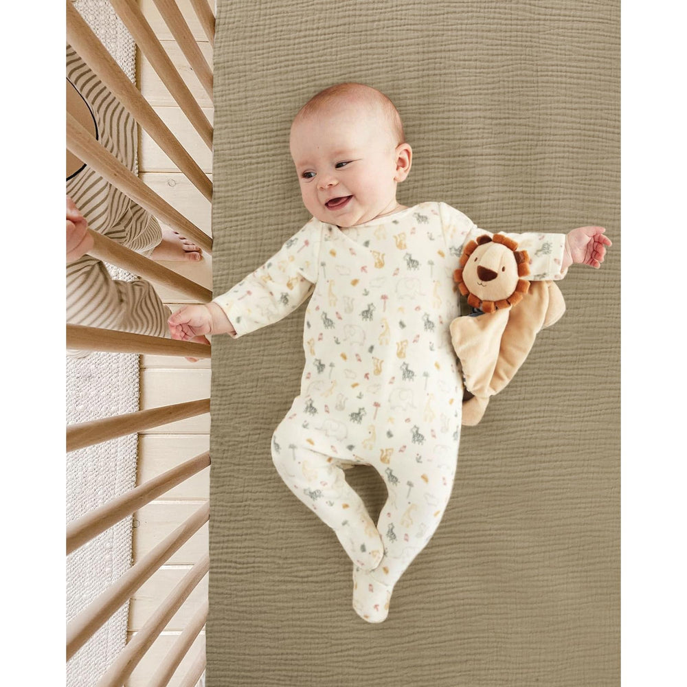 Lulumoon two-pack crib sheets flat lay highlights set