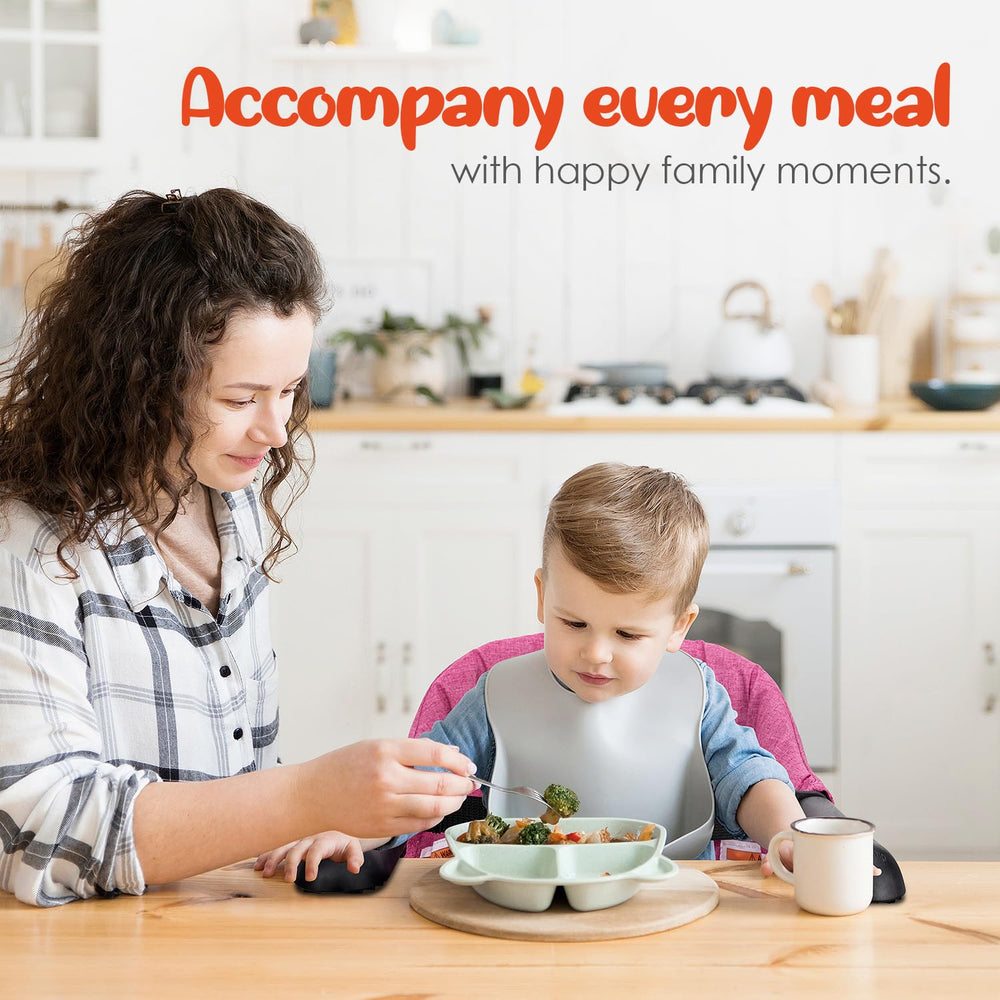 lulunemo Hook On High Chair back pocket storage during travel