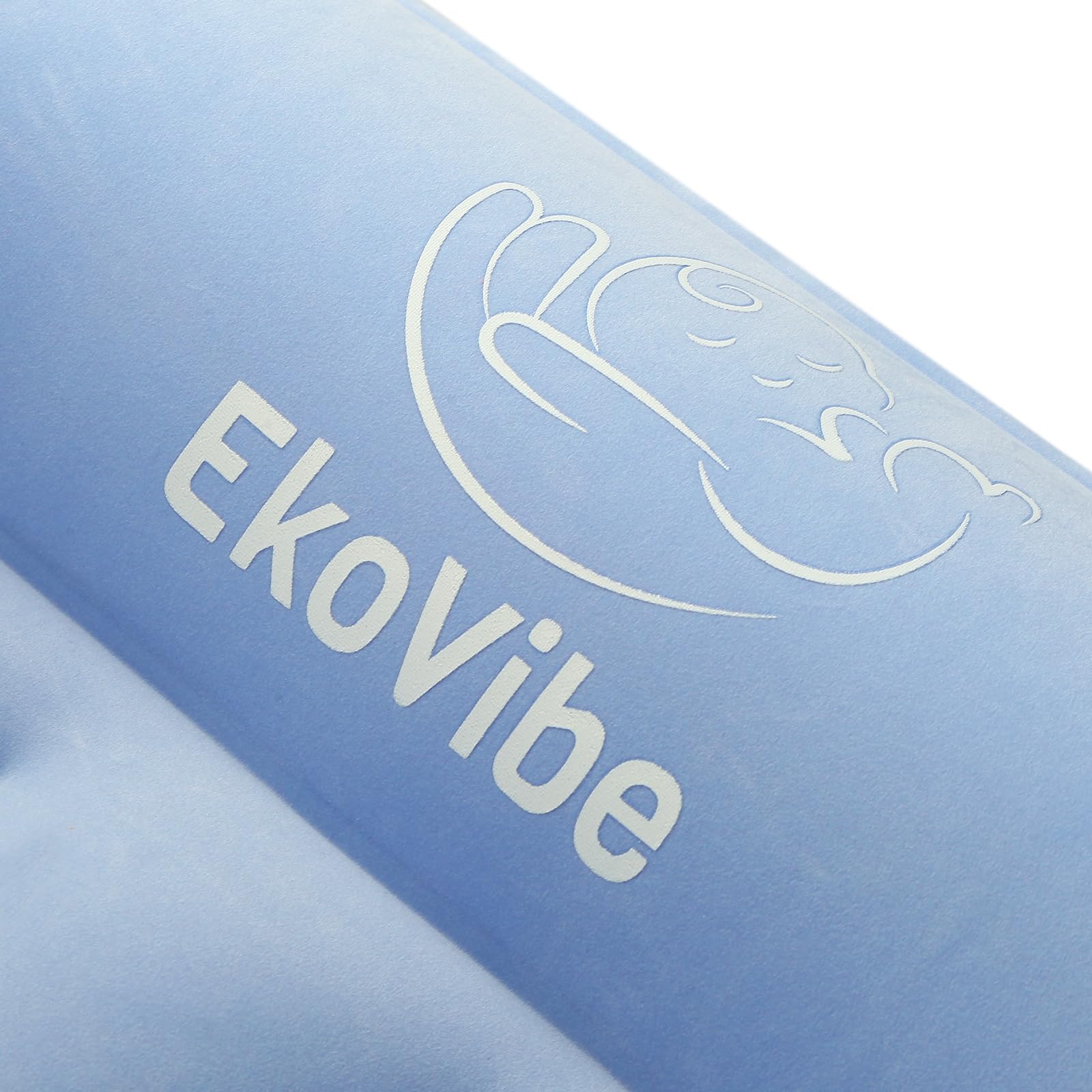 Luxiglo infant travel accessory offers portable, lightweight sleep option during flights.