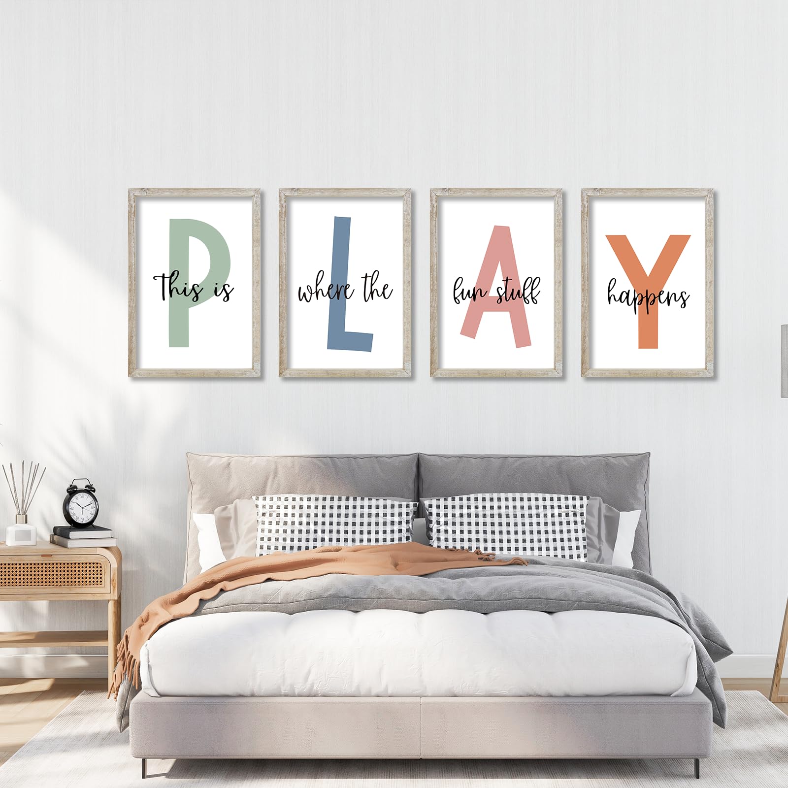 LuZhiQiang White-Frame Sign set adds a clean focal point in playrooms