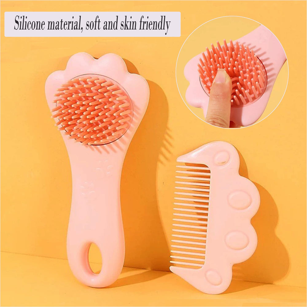Lyaiwever bath brush demonstrates scalp massage during bath time for relaxation.