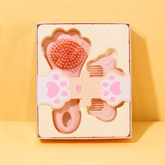Lyaiwever silicone baby brush close-up shows soft bristles for safe brushing.