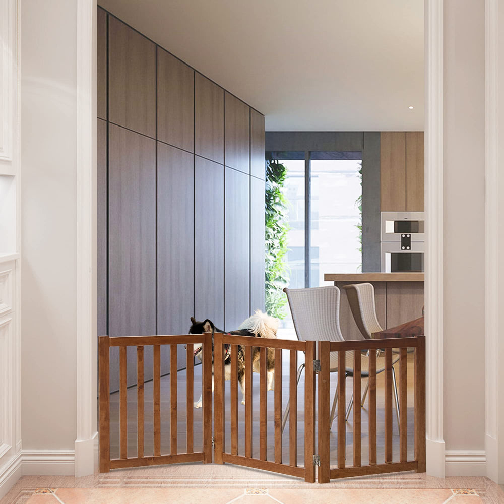LZRS oak finish blends with home decor while containing pets.