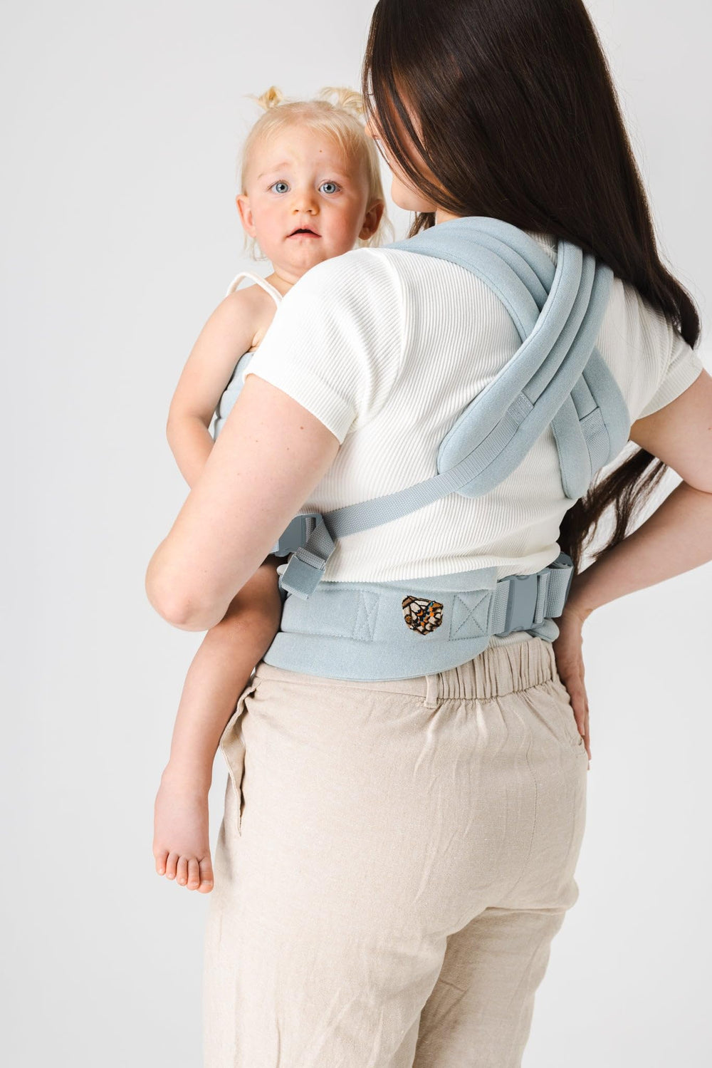 MABE Monarch adjustable straps adapt to various bodies for secure fit.