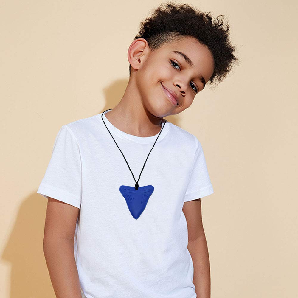 Child wearing MaberryTech Direct chew necklace on neck for sensory comfort