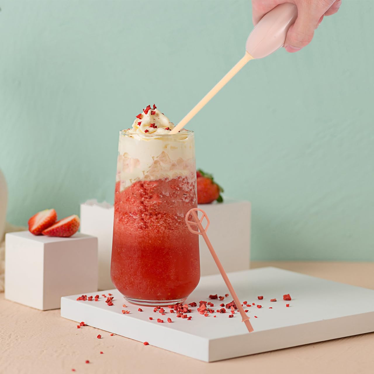 MAGICLULU kitchen-friendly mixer ideal for DIY drinks