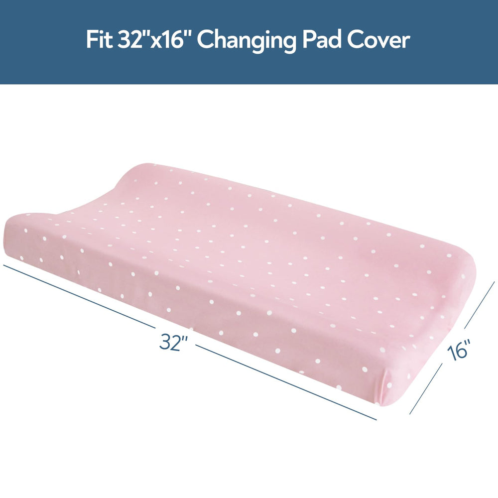 Magik & Kover changing pad cover is machine-washable for easy cleaning.