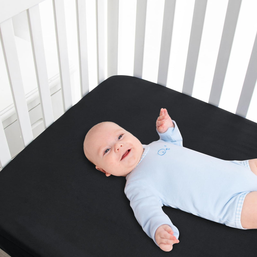 Magik & Kover mattress-protecting sheet in a nap-time scene