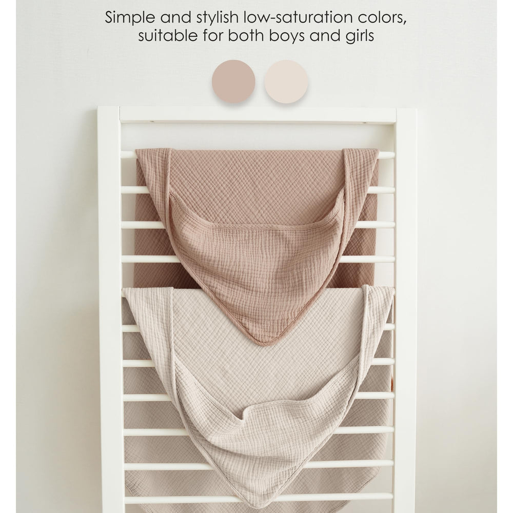 MairMore towel close-up reveals gentle fabric texture.