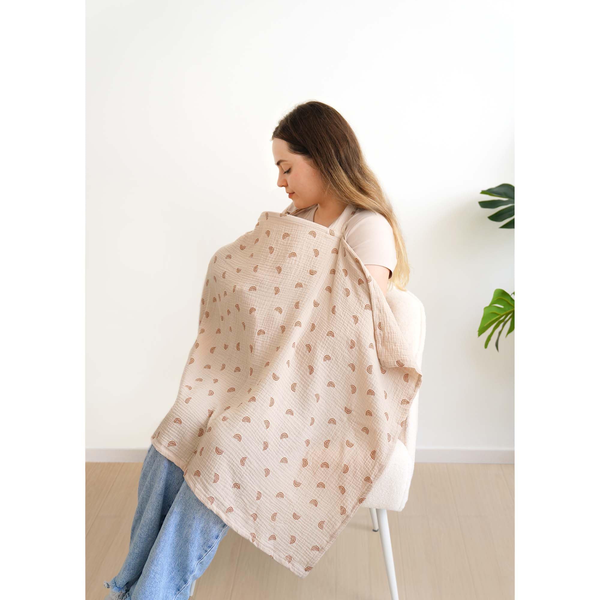 MairMore cover acts as a car seat canopy during travel.