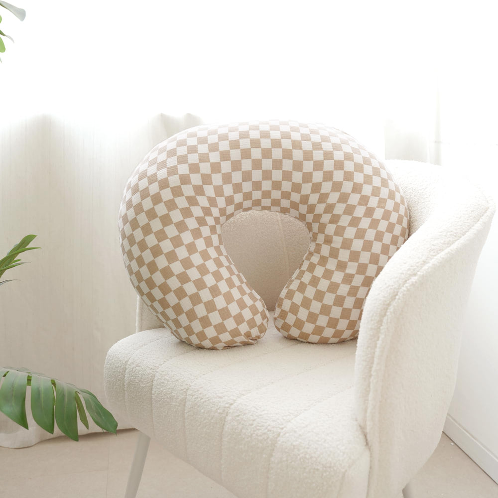 MairMore nursing pillow cover zipper detail indicating secure fit