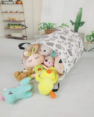 MAIZMZ Kids Hamper sturdy handles enable easy carrying.