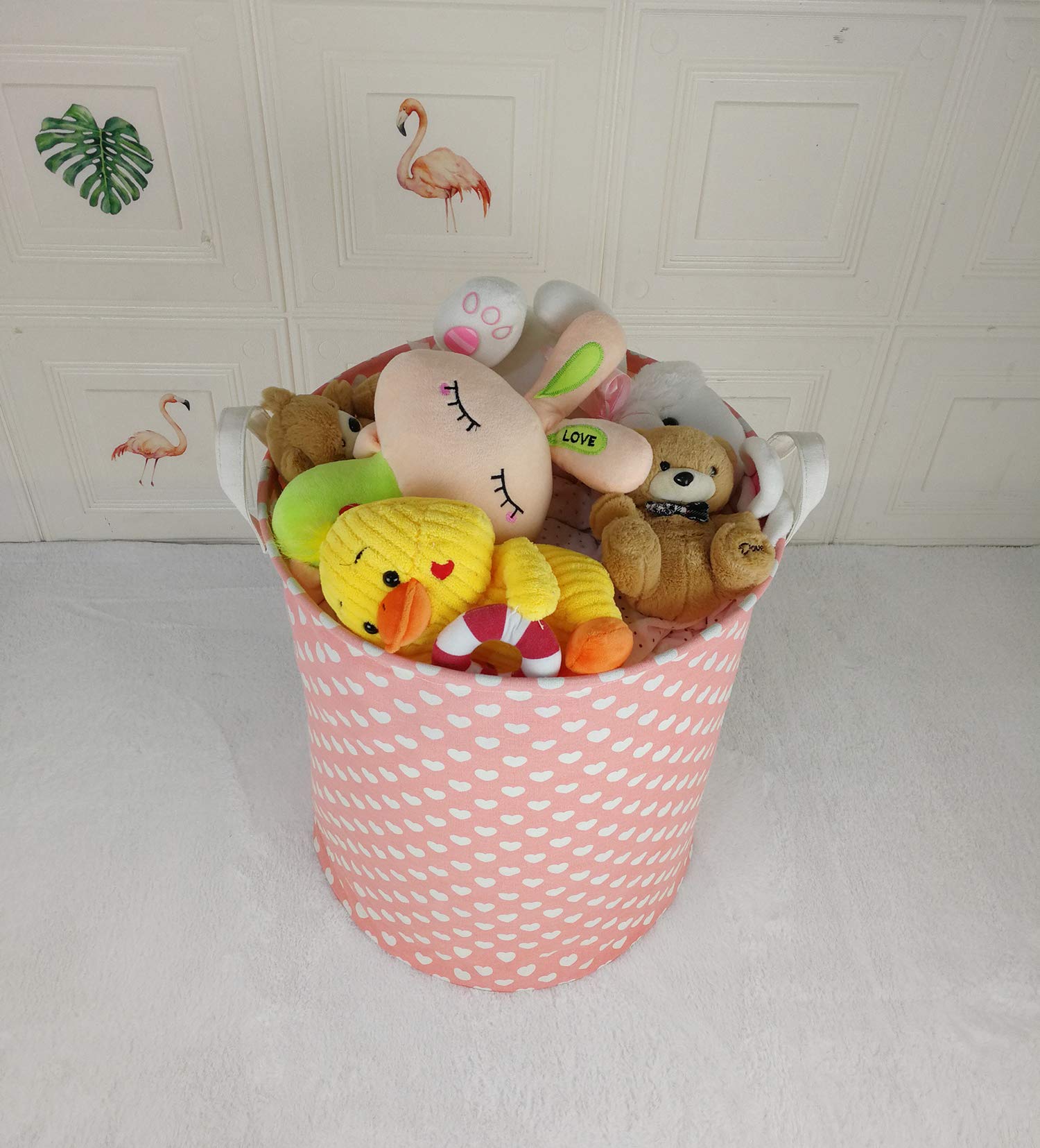 MAIZMZ pink hamper uses linen cotton fabric and leather handles for durability.