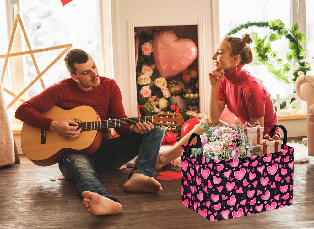 MAIZMZ sturdy handles enable quick carrying of clothes and toys
