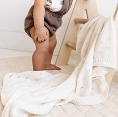 Makemake Organics breathable fiber blanket: all-season warmth without heaviness.