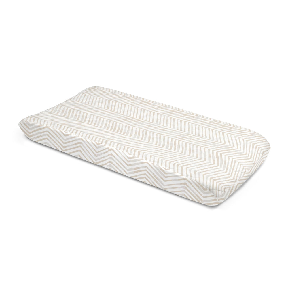 Makemake Organics changing pad cover elastic bands keep essentials neatly in place.