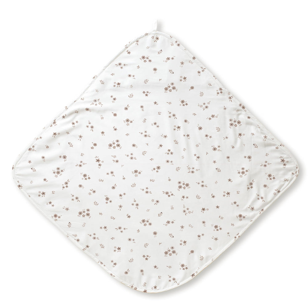 MakeMake Organics giant 35x35 towel grows with your child from infant to toddler.