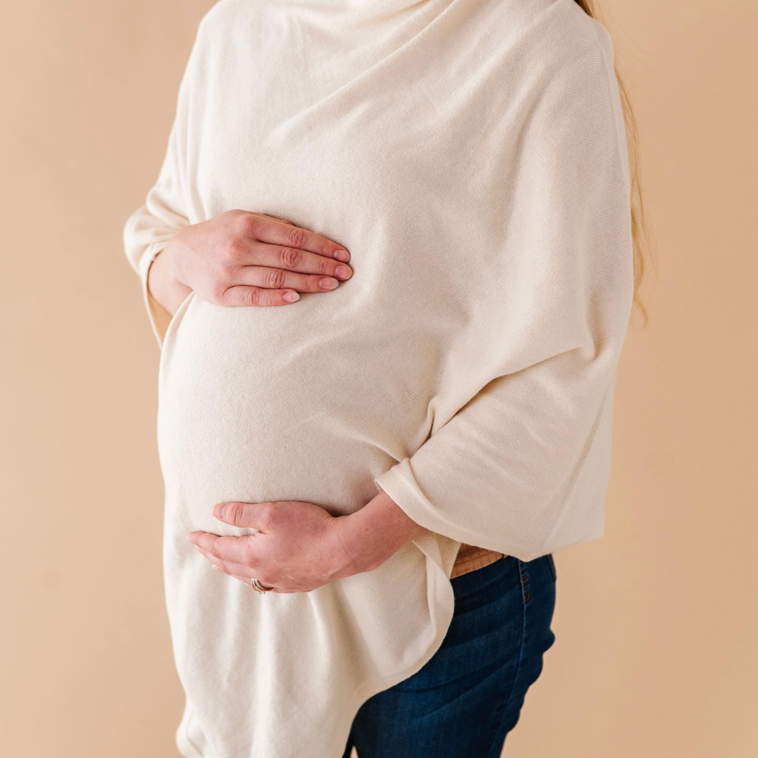 MakeMake Organics knit nursing cover vanilla worn by mom and baby for privacy and coverage