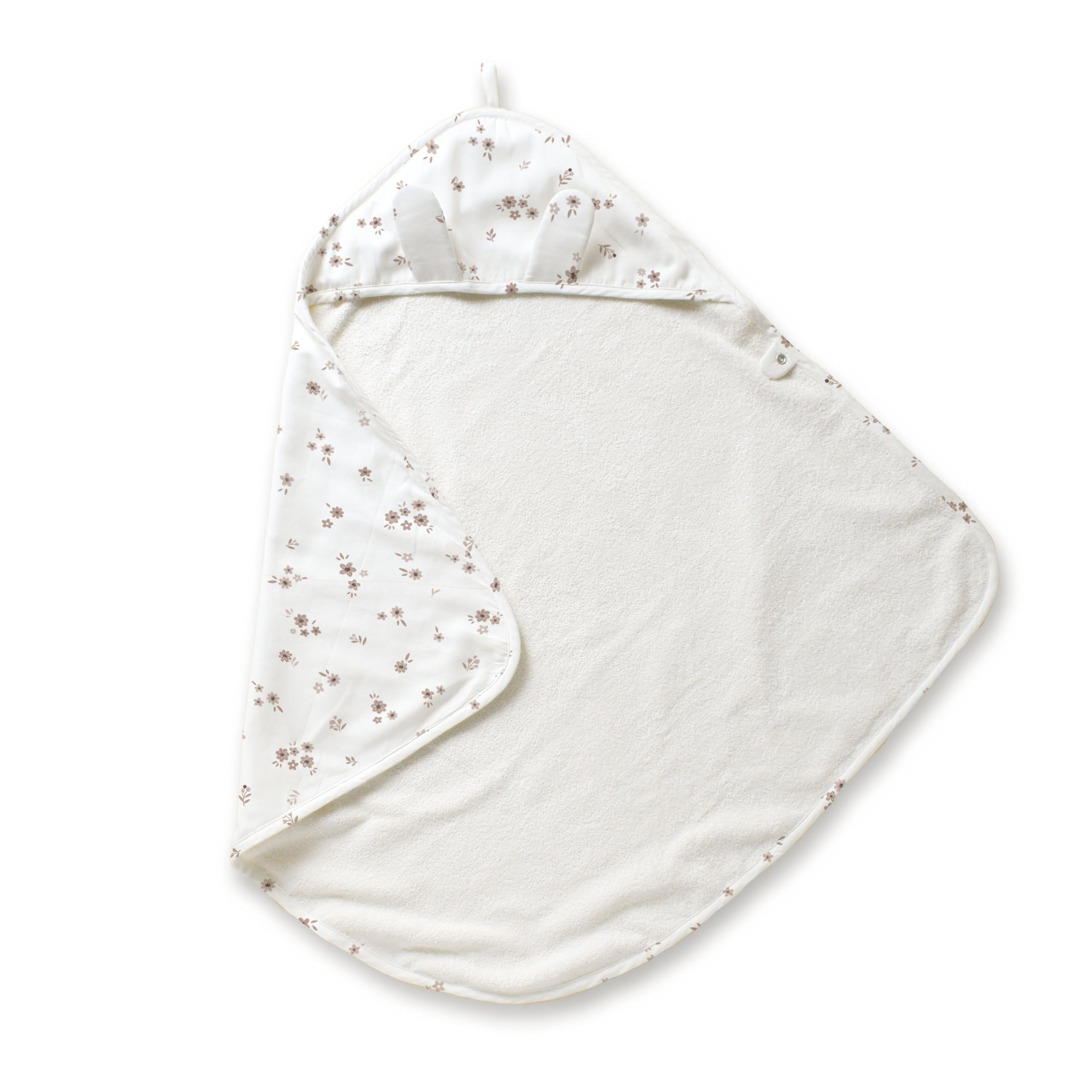 MakeMake Organics organic cotton fabric—ultra-soft, breathable, and hypoallergenic.