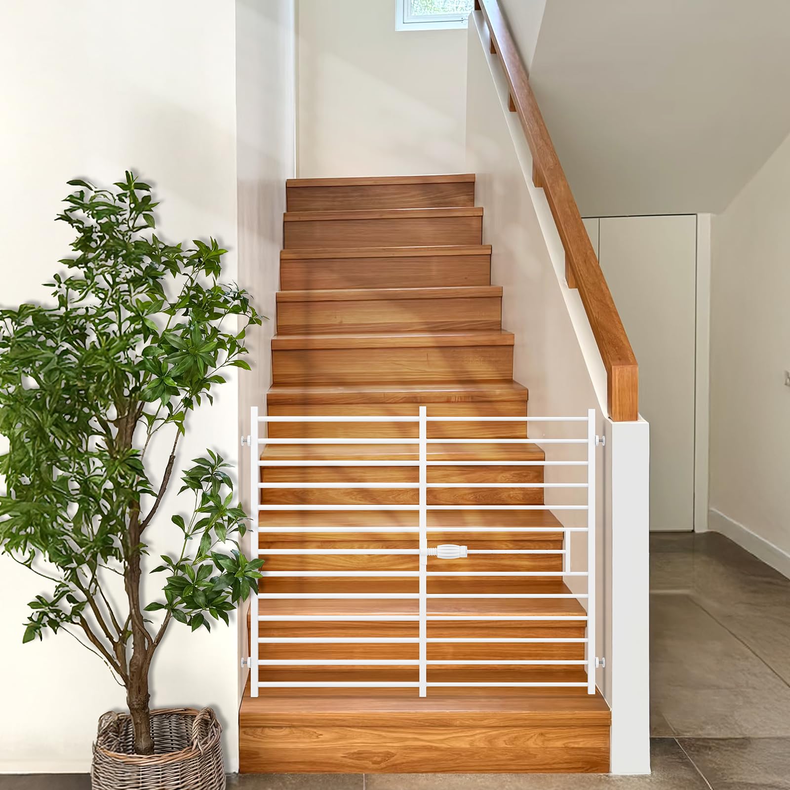 Malier indoor-outdoor gate resists weathering for versatile use.