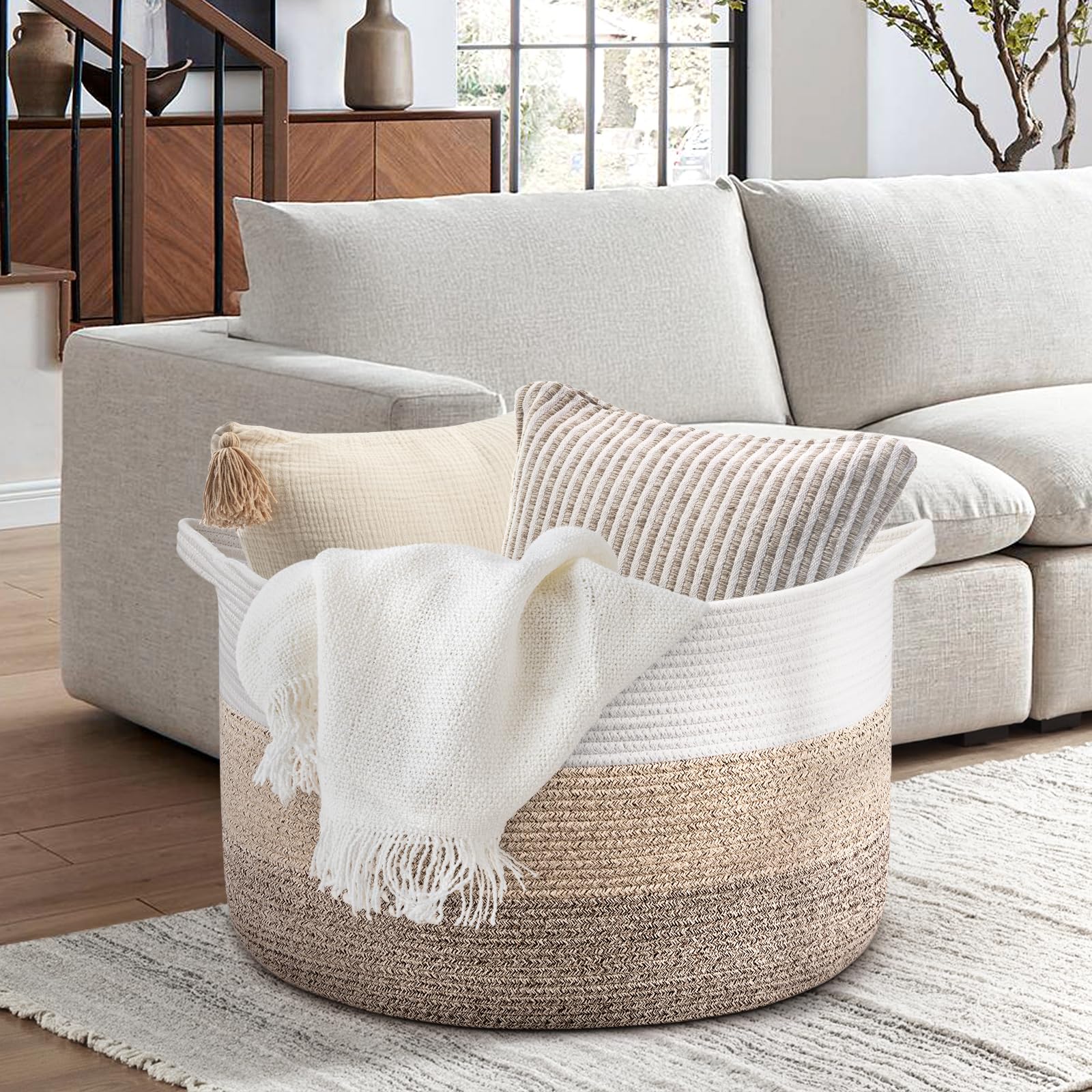 Maliton machine-washable cotton rope basket for easy cleaning.