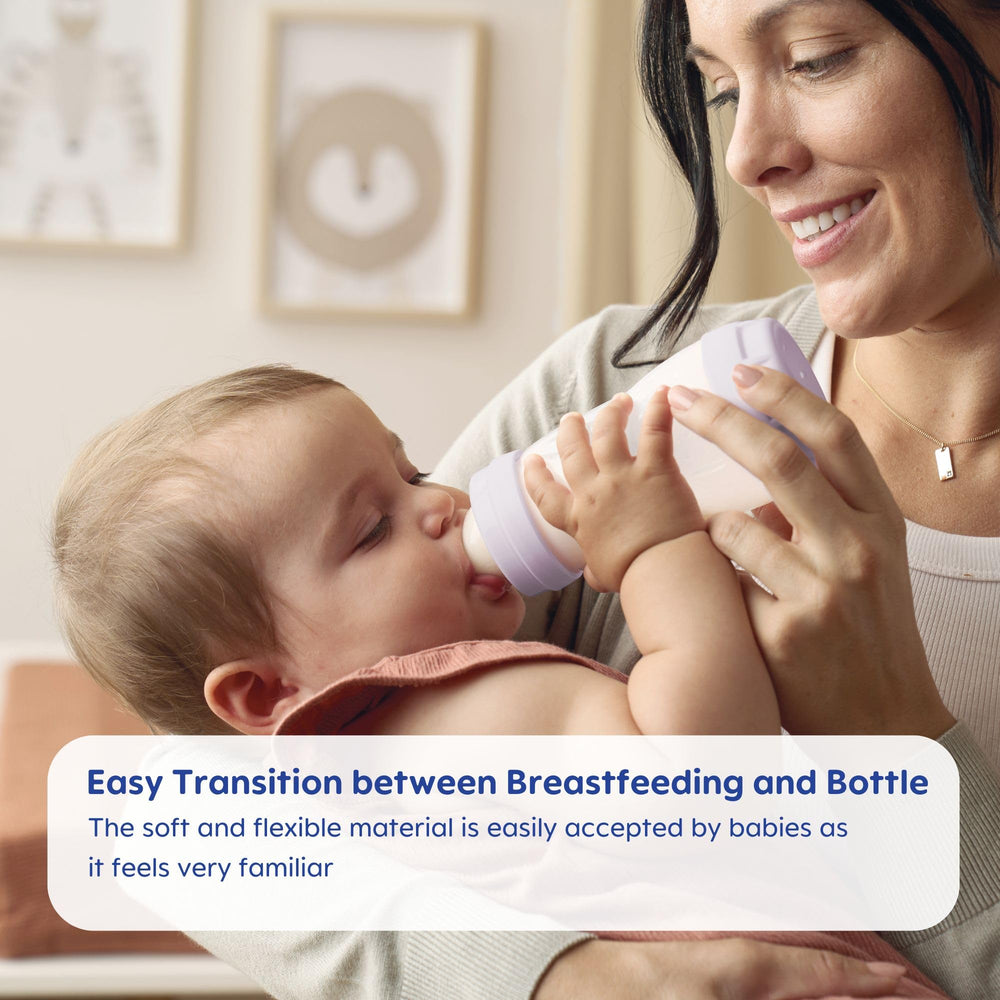 MAM flat symmetrical nipple design fits baby's mouth comfortably.